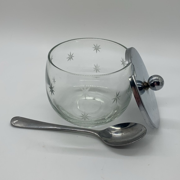 Vintage etched glass jelly or mustard jars with lids and spoons! - Picture 2 of 5